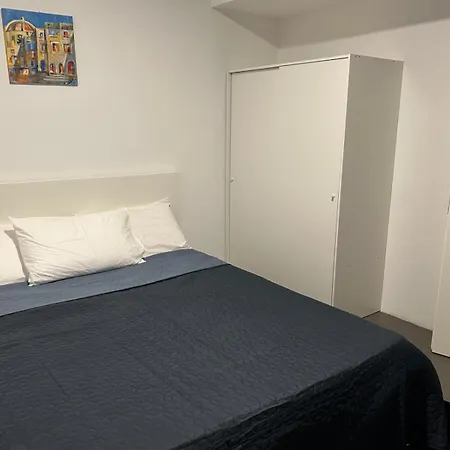 Sunny Penthouse * מוסטה