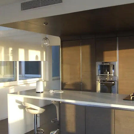 Sunny Penthouse * Моста