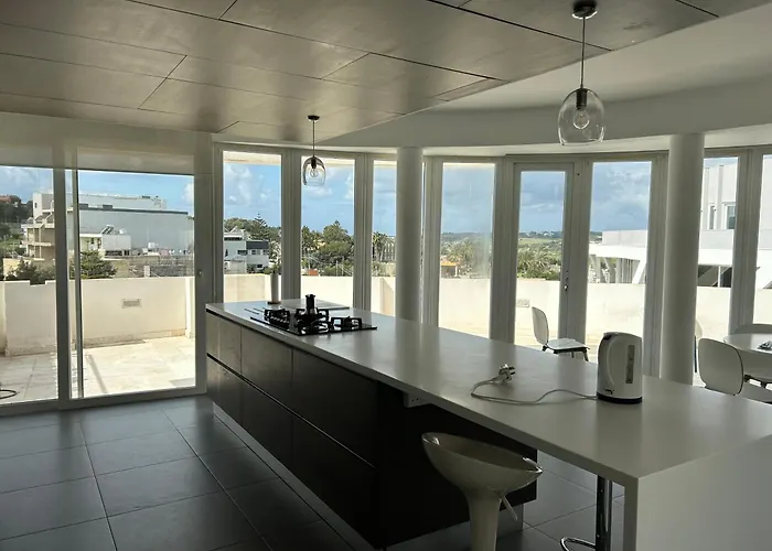 Sunny Penthouse Appartamento *