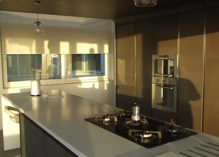 شقة Sunny Penthouse *